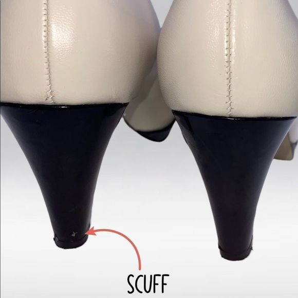 ANNE KLEIN HEELS | 3” HEEL | CREAM WITH BLACK & WHITE PINSTRIPE FLOWER | 8 - Picture 4 of 6